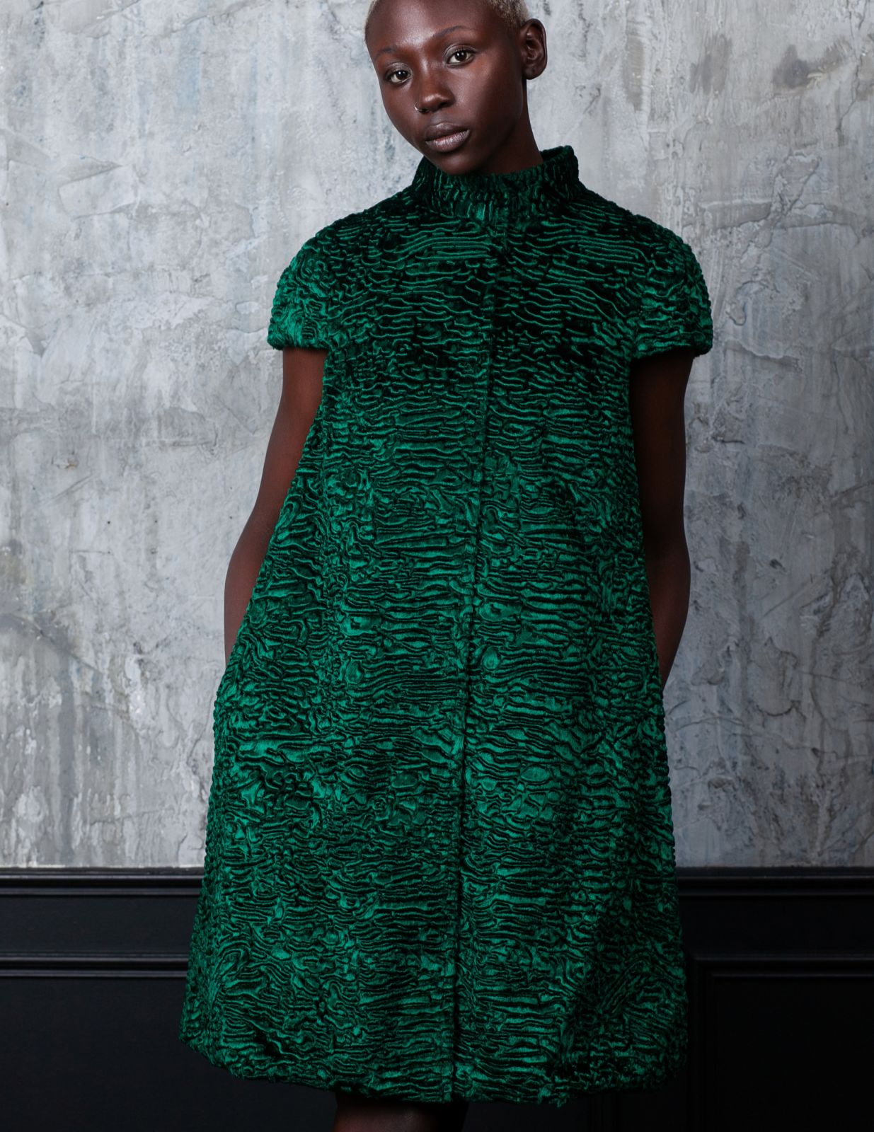 Photo #2 - Vest eco fur Tissavel - astrakhan emerald