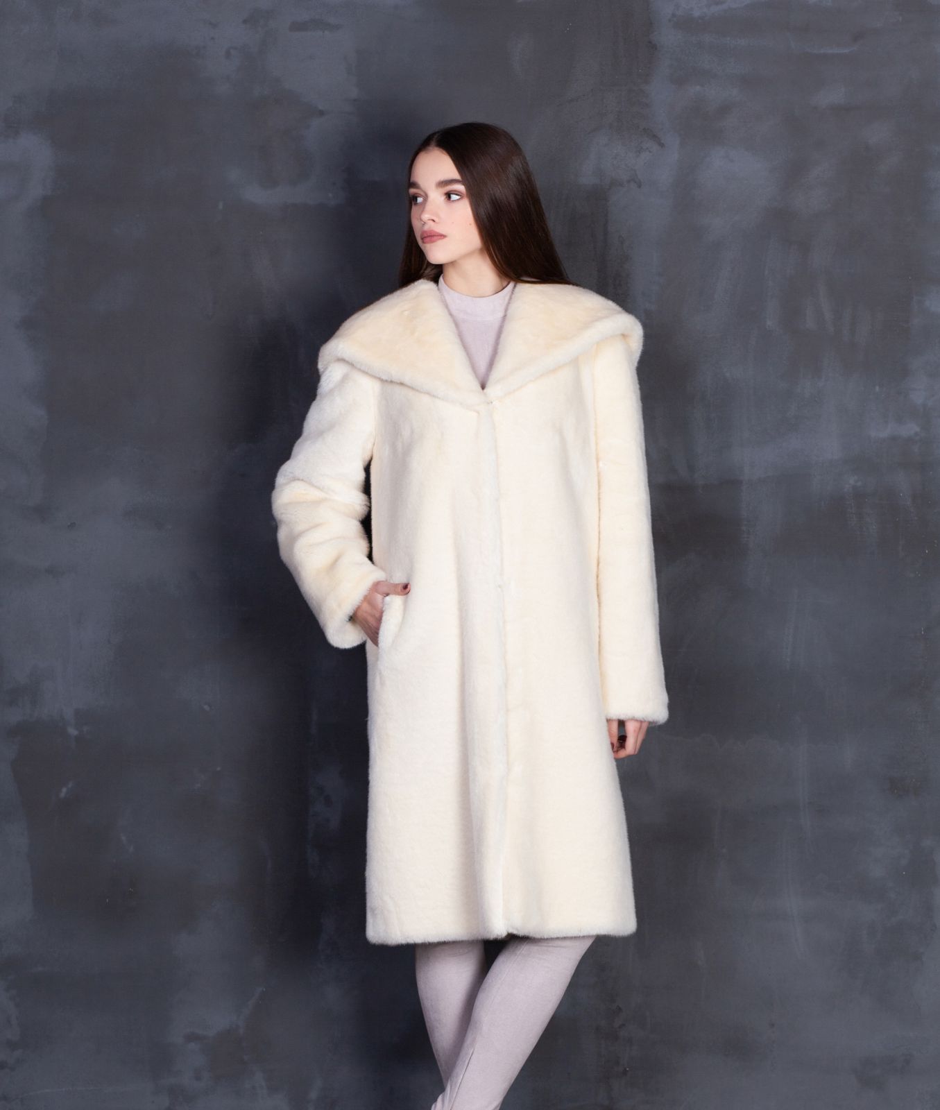 Photo #3 - Coat eco fur Tissavel - mink pearl