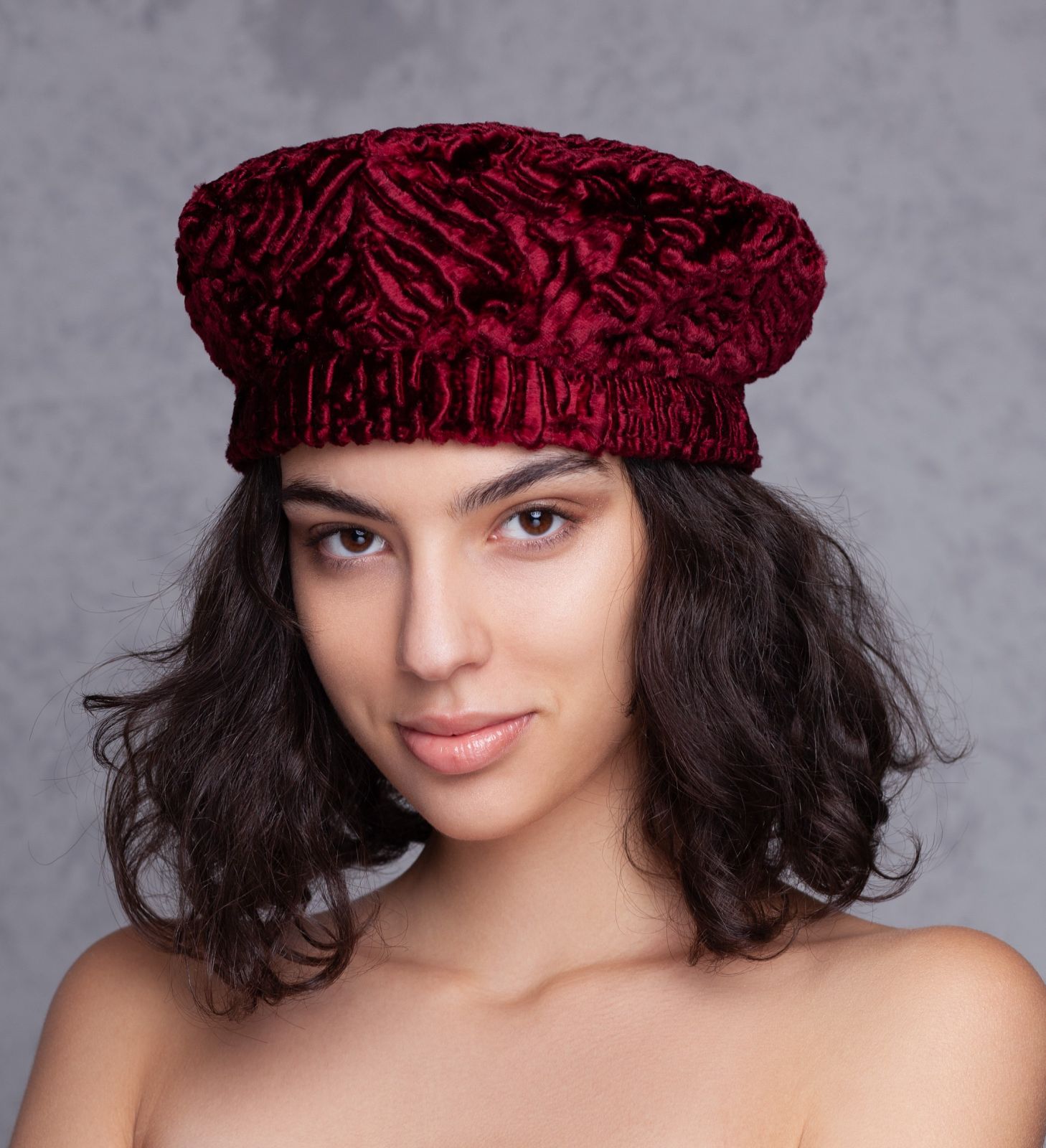 Photo #1 - Beret astrakhan garnet