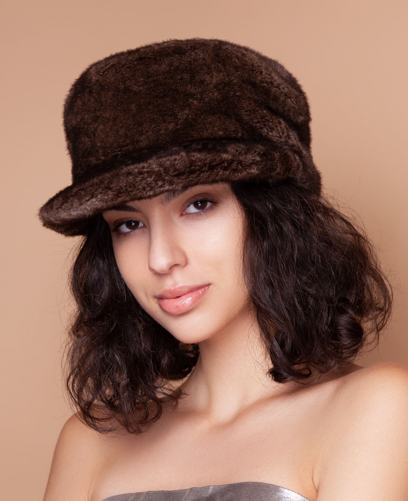 Photo #1 - Cap mink cappuccino