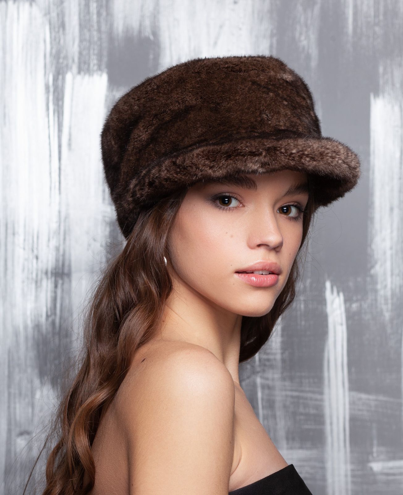 Photo #2 - Cap mink cappuccino